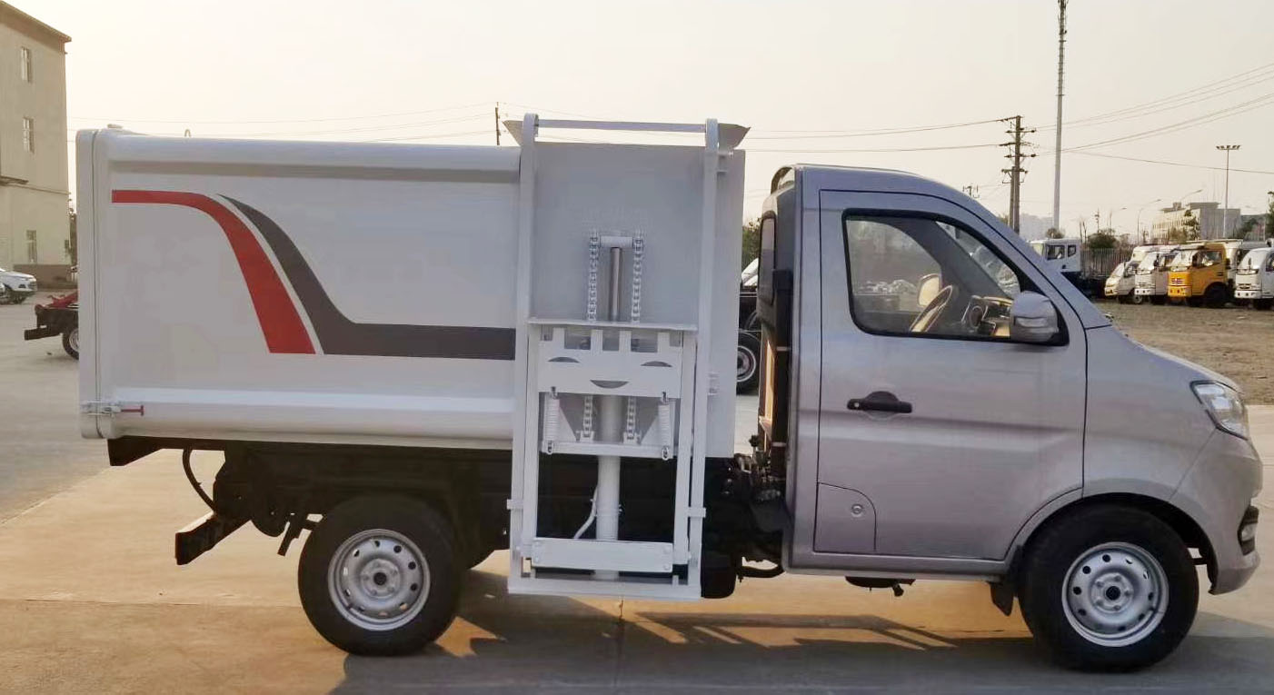 國(guó)六汽油發(fā)動(dòng)機(jī)長(zhǎng)安自裝卸式垃圾車