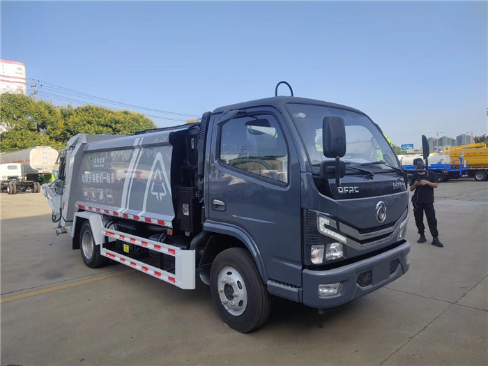 上京牌、地下室5方壓縮式垃圾車(chē)